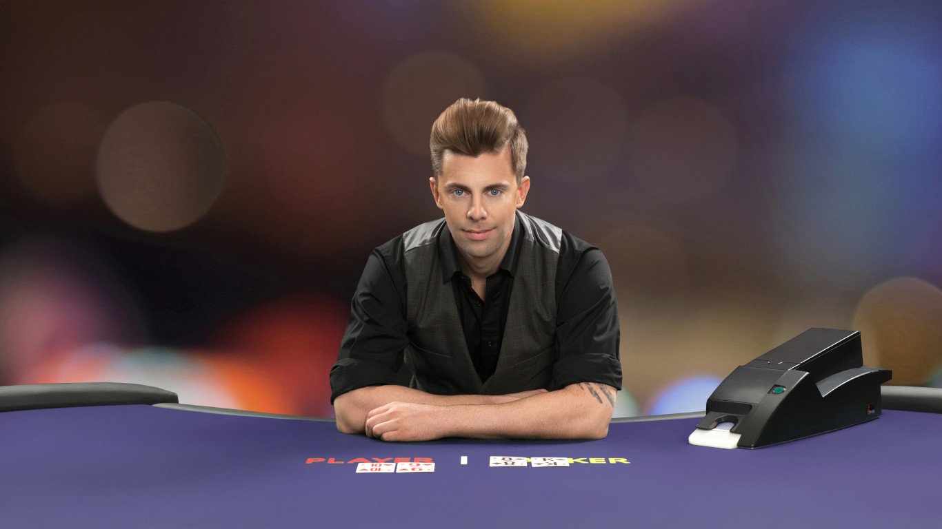 Real Dealer in Tiger Bonus Baccarat Game